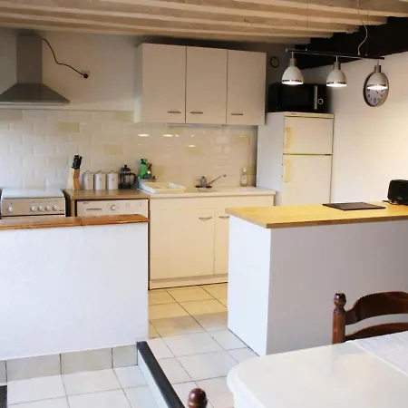 Suaux, 3 Pieces, 5 Personnes - Fr-1-653-207 Vakantiehuis *