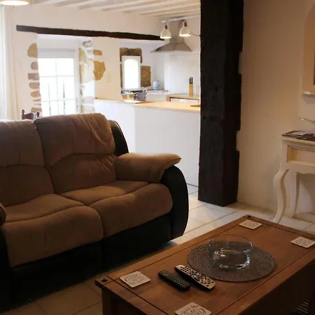Vakantiehuis Suaux, 3 Pieces, 5 Personnes - Fr-1-653-207 Roumazières